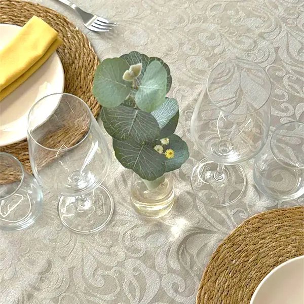 mesa-platos